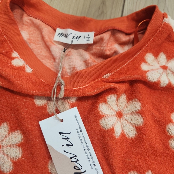 New In Floral Orange Set - Picture 3 of 5